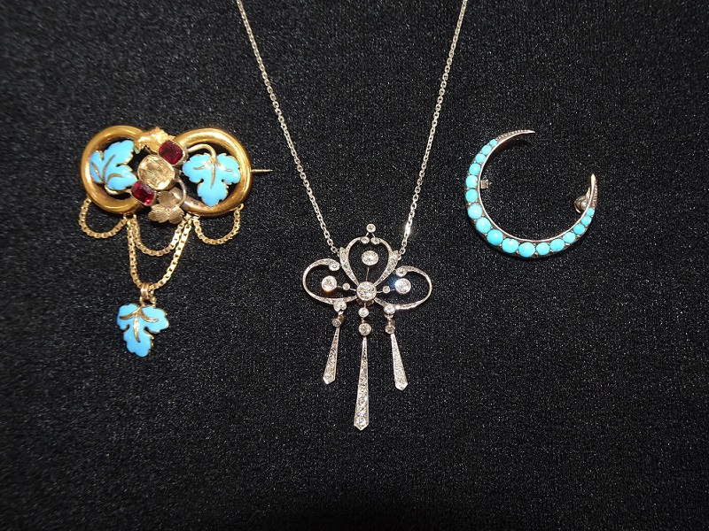 アジュエリージュエリー